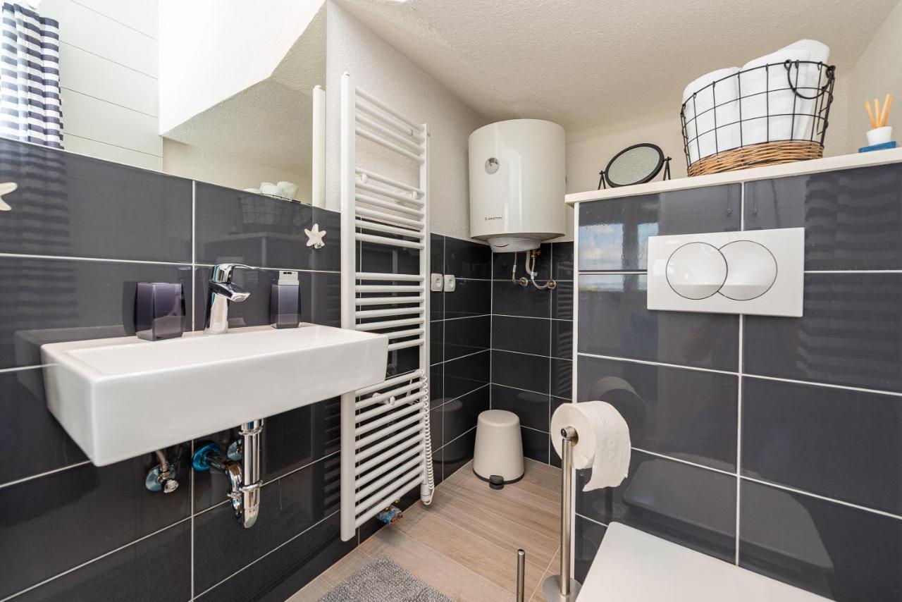 Vila Luna Apartments Задар Екстер'єр фото