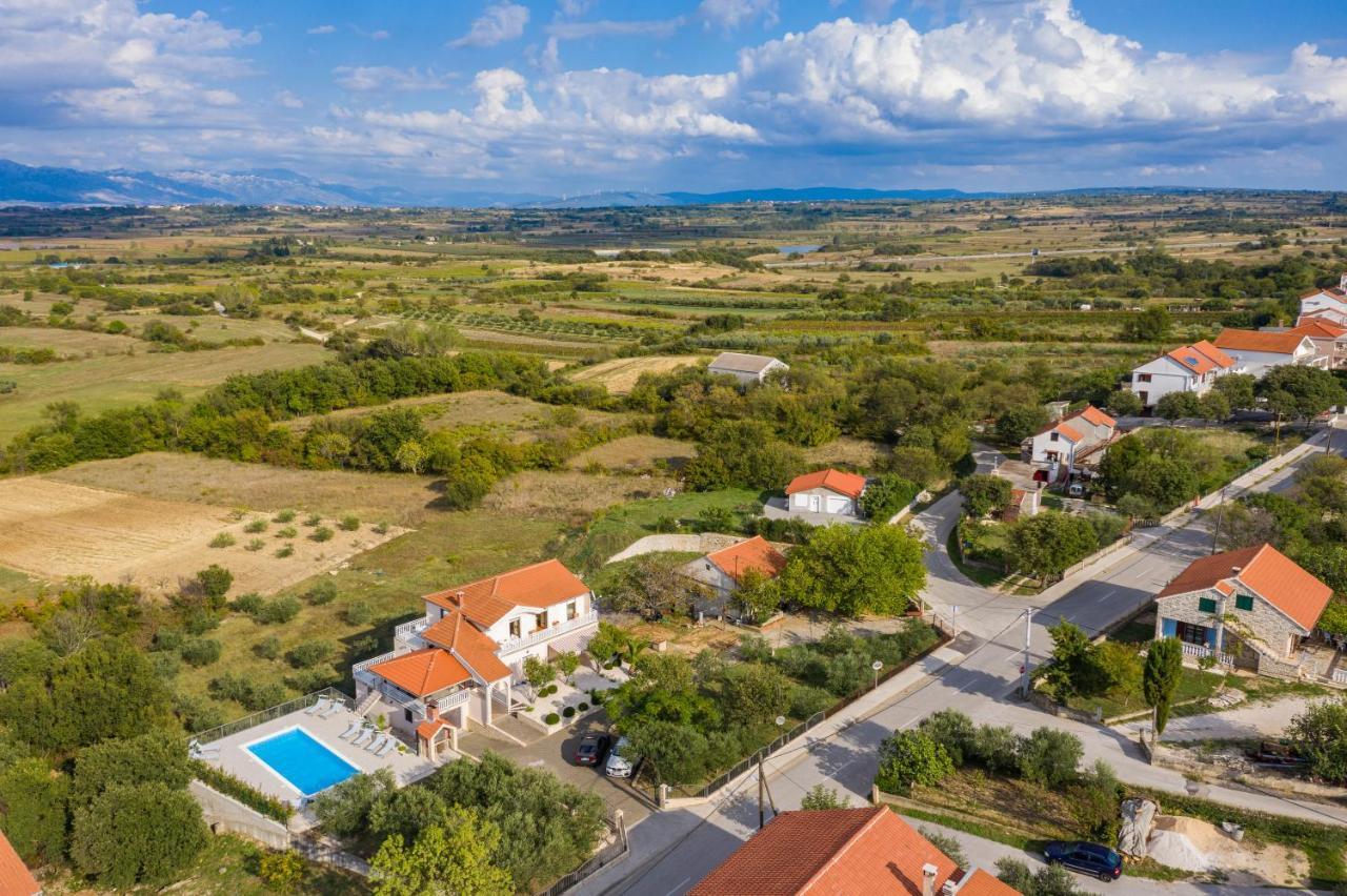 Vila Luna Apartments Задар Екстер'єр фото